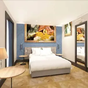 3* מלון Eiffel Petit Louvre
