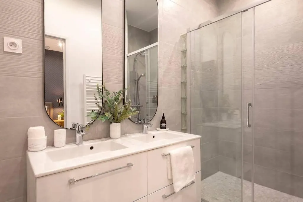Gembnb Luxury Apartments - Residence Montmorency I Paris - Marais 0*,  France
